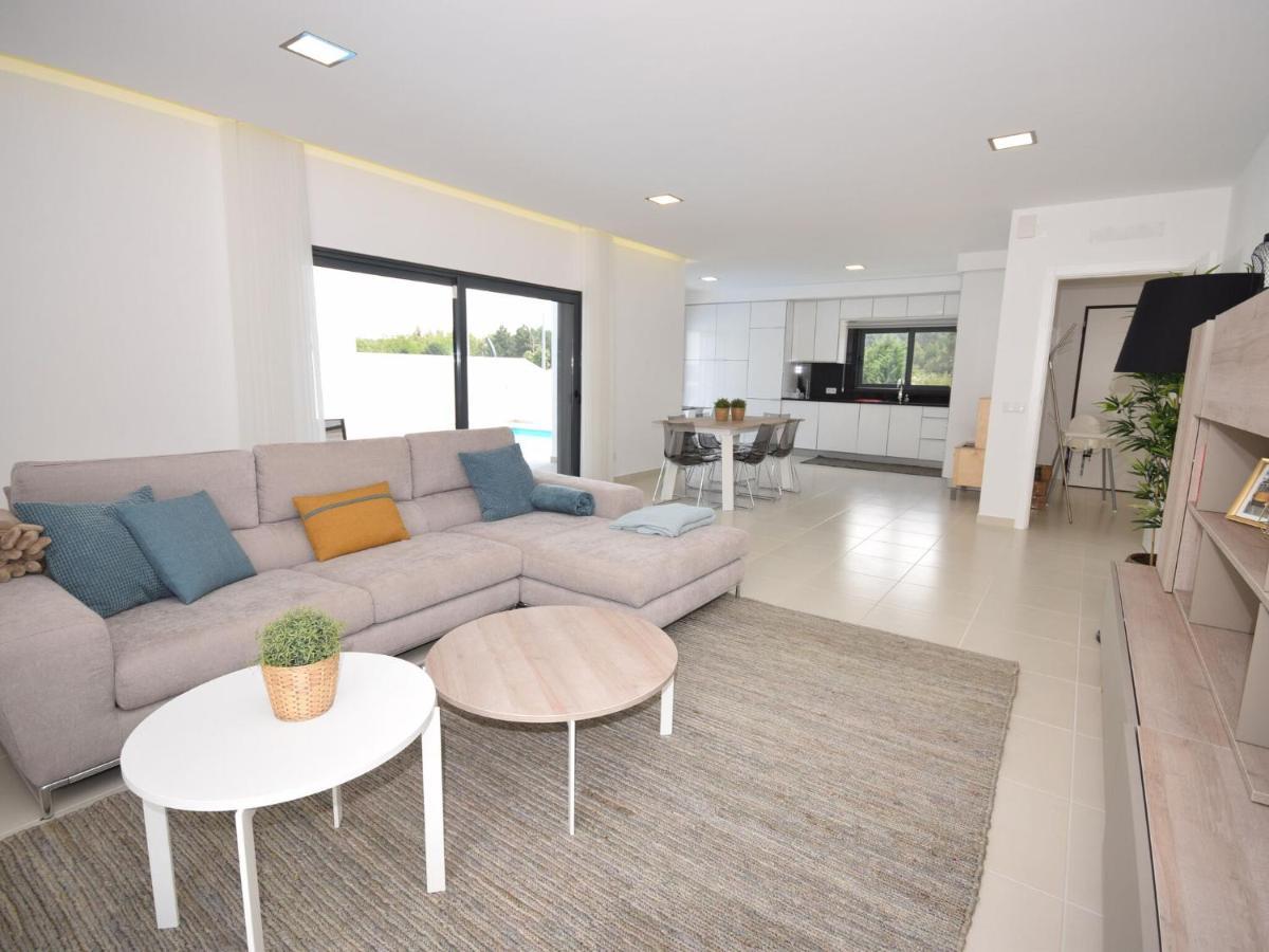 Modern Villa With Private Pool Near The Beautiful Beach Of Foz De Arelho Nadadouro Exterior photo
