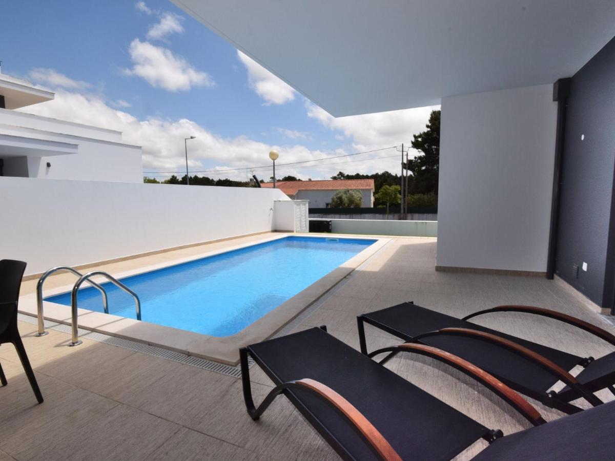 Modern Villa With Private Pool Near The Beautiful Beach Of Foz De Arelho Nadadouro Exterior photo